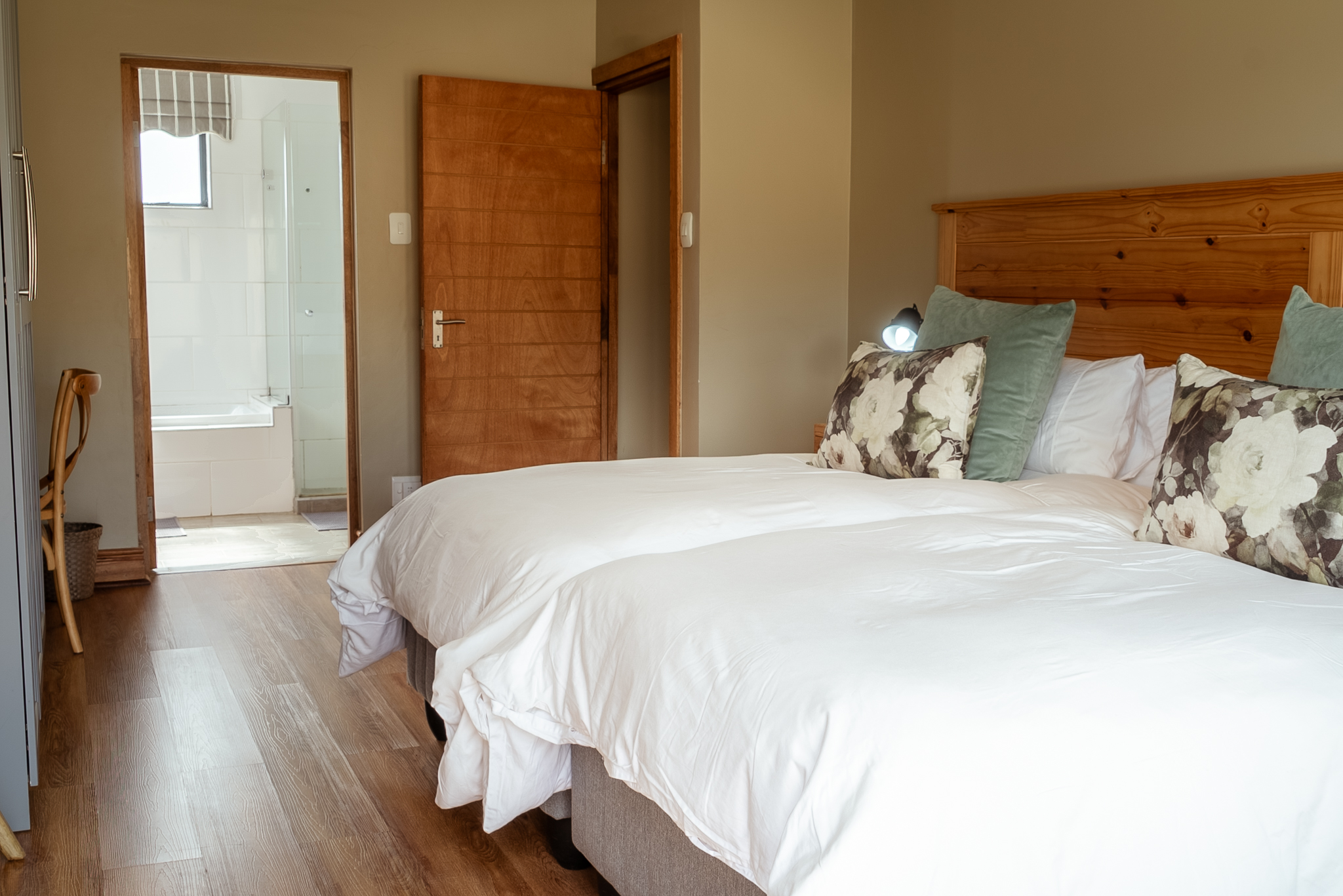 Highland House Highland Gate